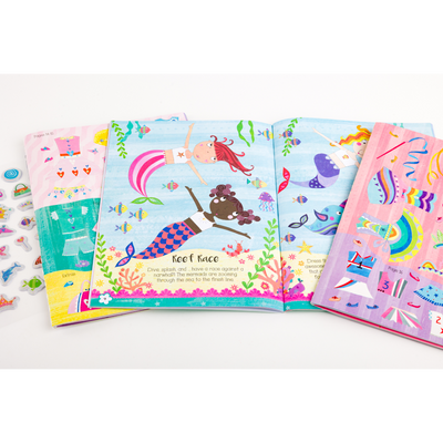 Sparkly Activity Case: Dolly Dressing