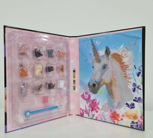 Crystal Creations: Unicorn